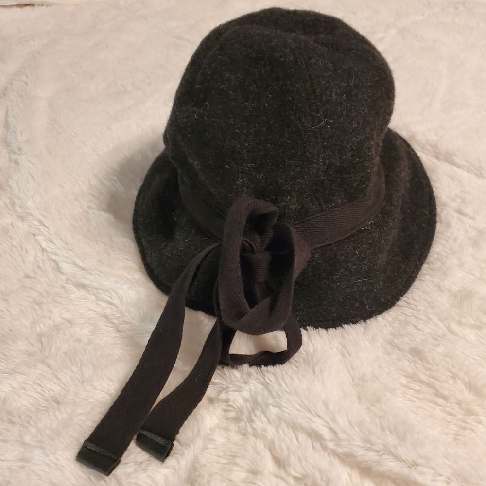 Mark. bucket hat